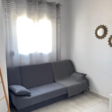 بيت للعطل Barounia